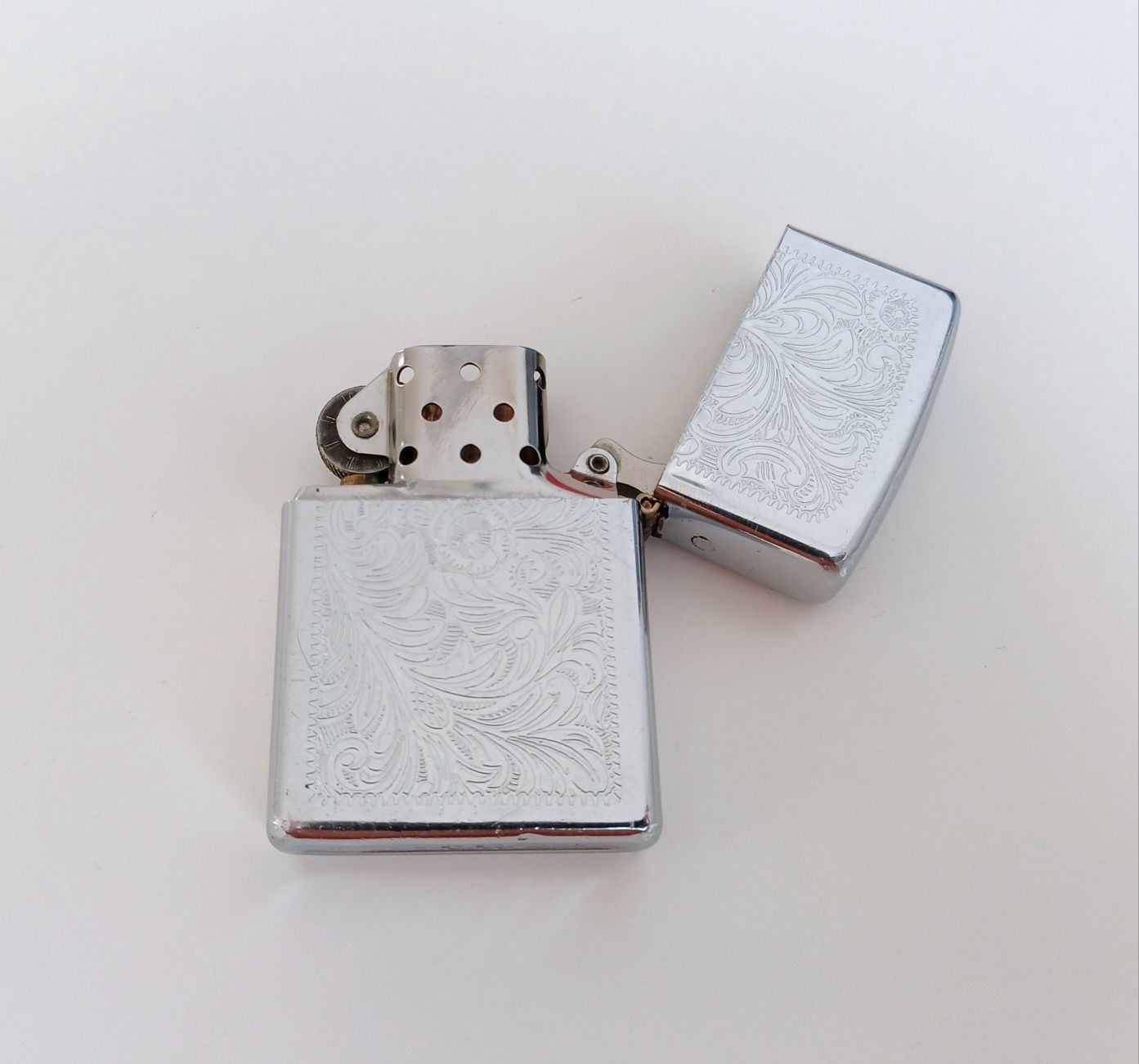 Zapalniczka Zippo Venetian z 1996 roku