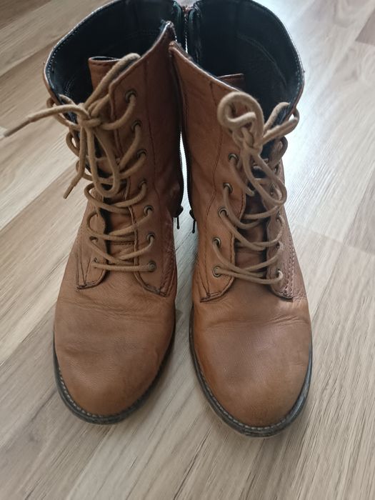 Botki  półbuty r 39 SPM