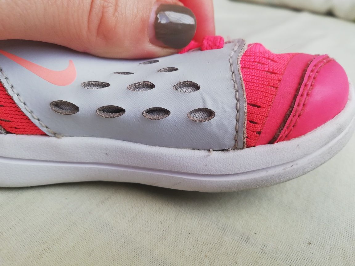 Кросовки Nike 21 р. 11 см (13 см) розовые для девочки