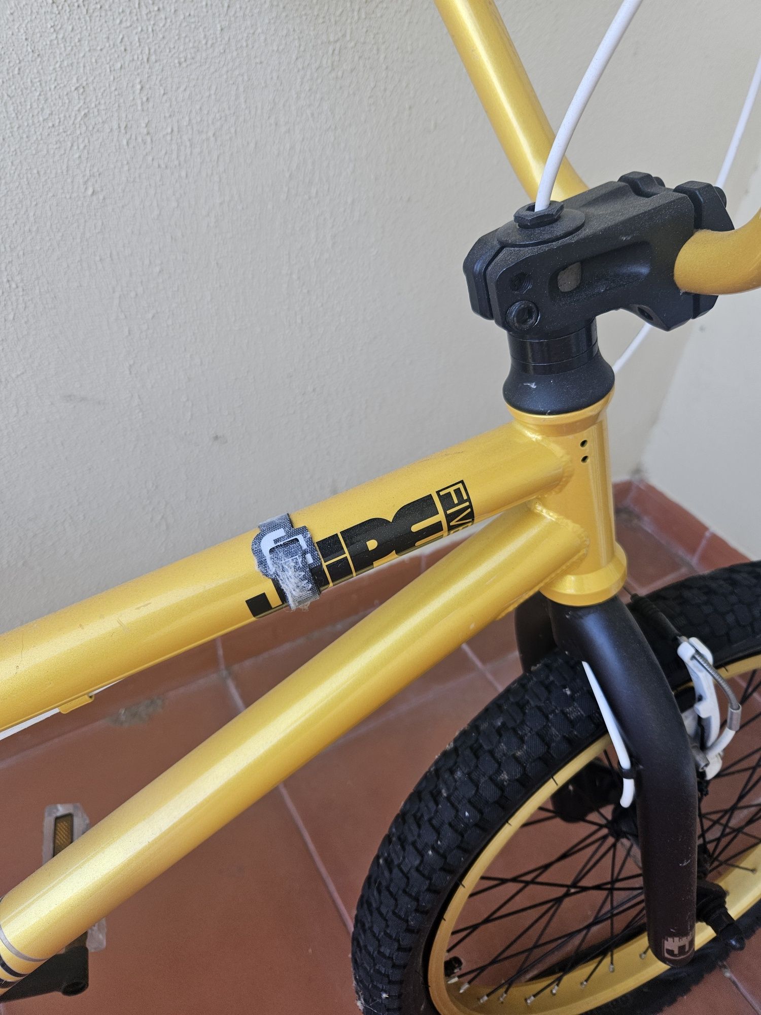 Bicicleta bmx five