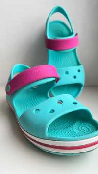 Crocs босоножки для девочки
