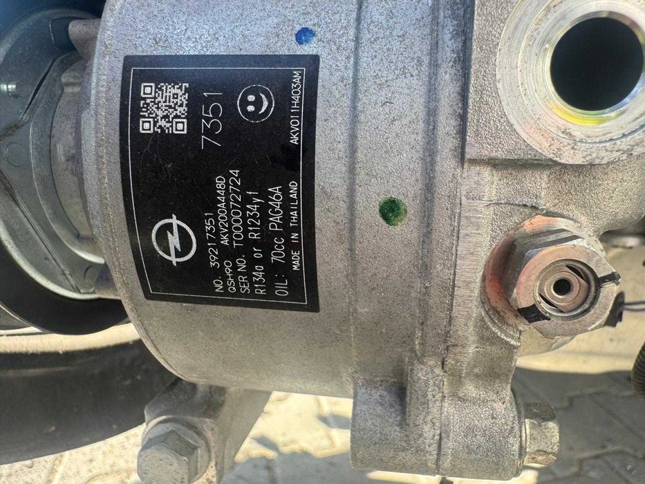 Pompa  klimatyzacji Opel Astra 1.2 turbo benzyna 30 tyś.km.