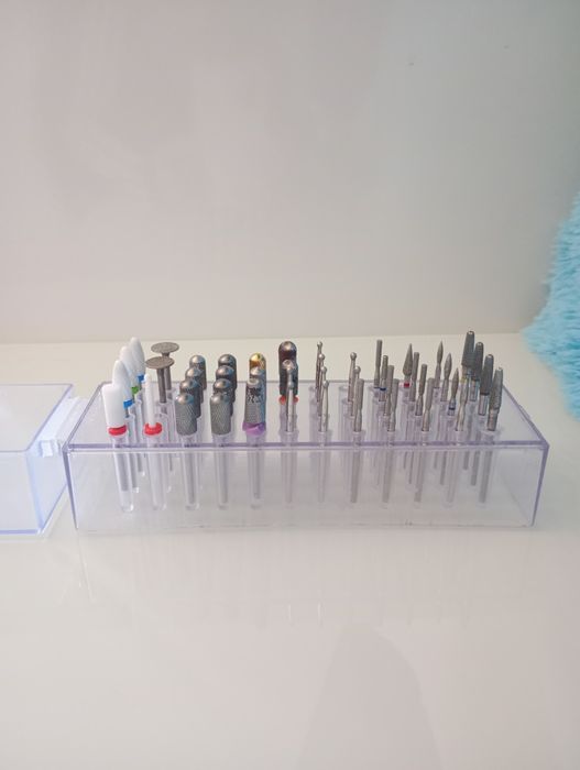 Komplet frezów do paznokci