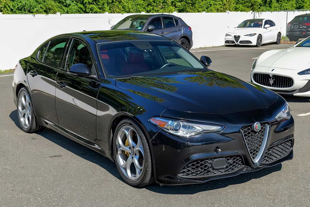 Alfa Romeo Giulia      2019