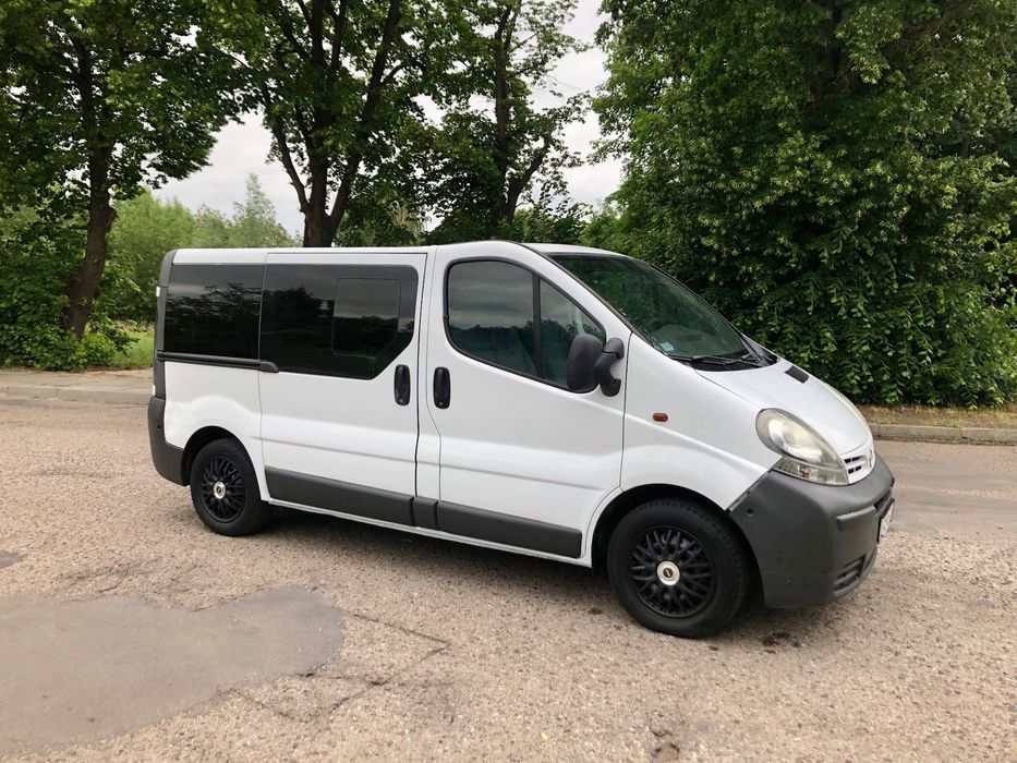 Opel Vivaro 1.9DTI dobry stan zarejestrowany