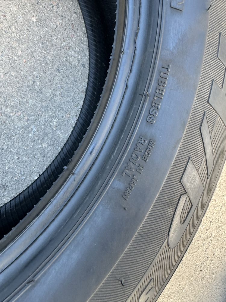 Шини 225/55R18-4шт Bridgestone