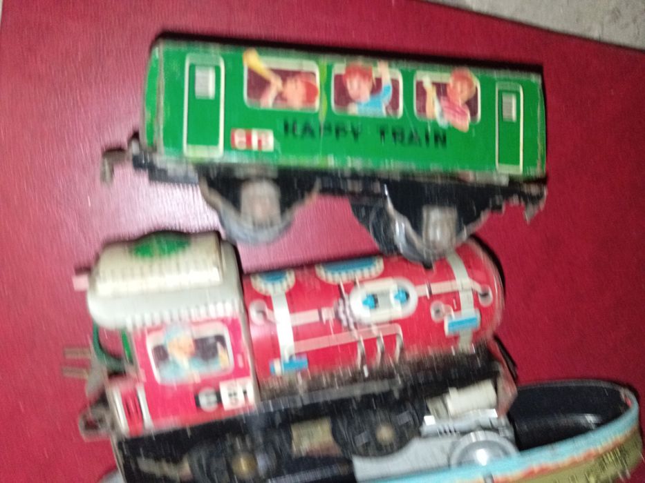 3 brinquedos comboio e braco antigo