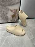 "Buty męskie i damskie" Klapki adidas_YeezySlide Biały Roz 39