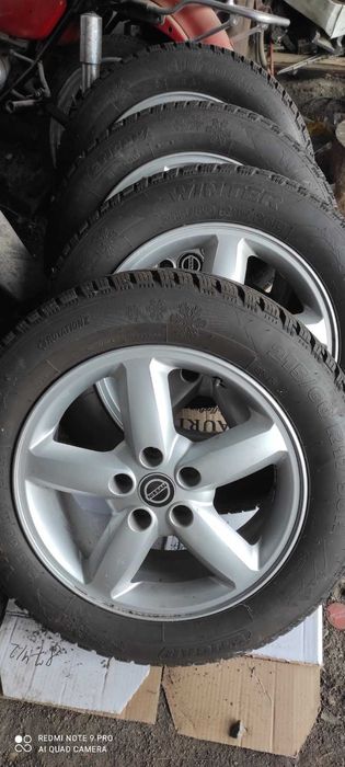 Шини б/в 215/60 R17 96H