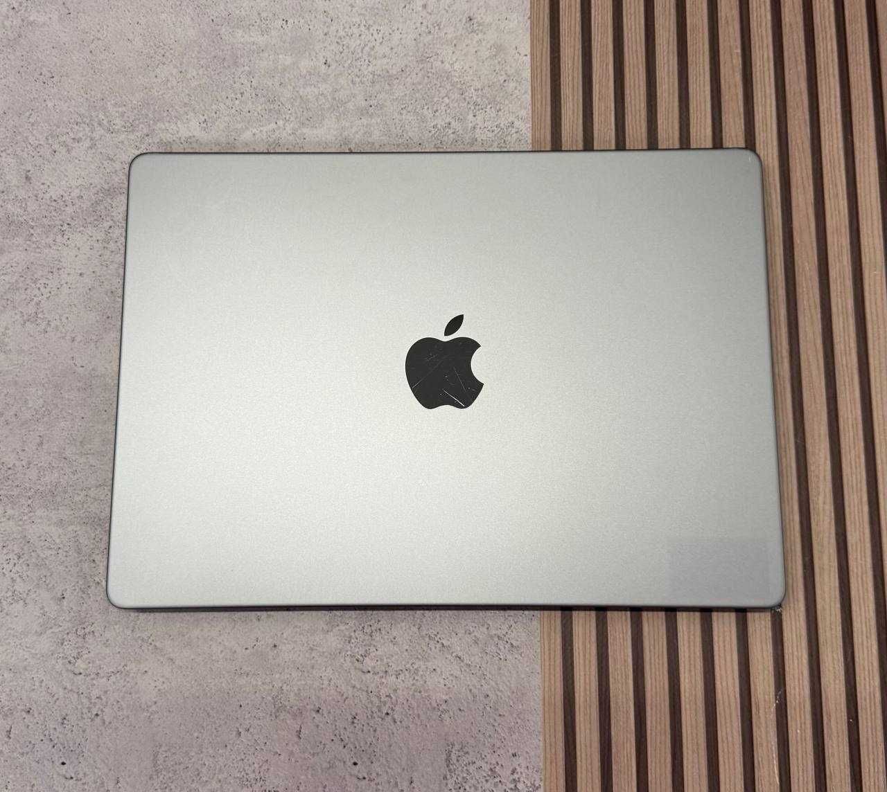 Ноутбук Apple MacBook 14'' 2021 M1 Pro 16/1Tb MDM