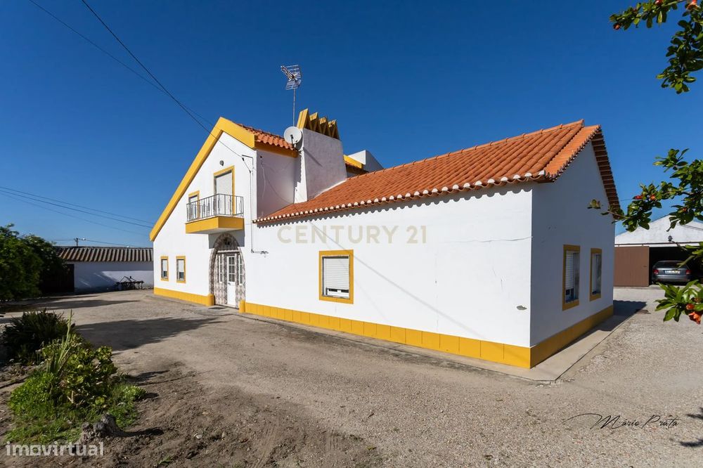 ** Quinta com Moradia T9 - Santo Isidro de Pegões - Montijo **