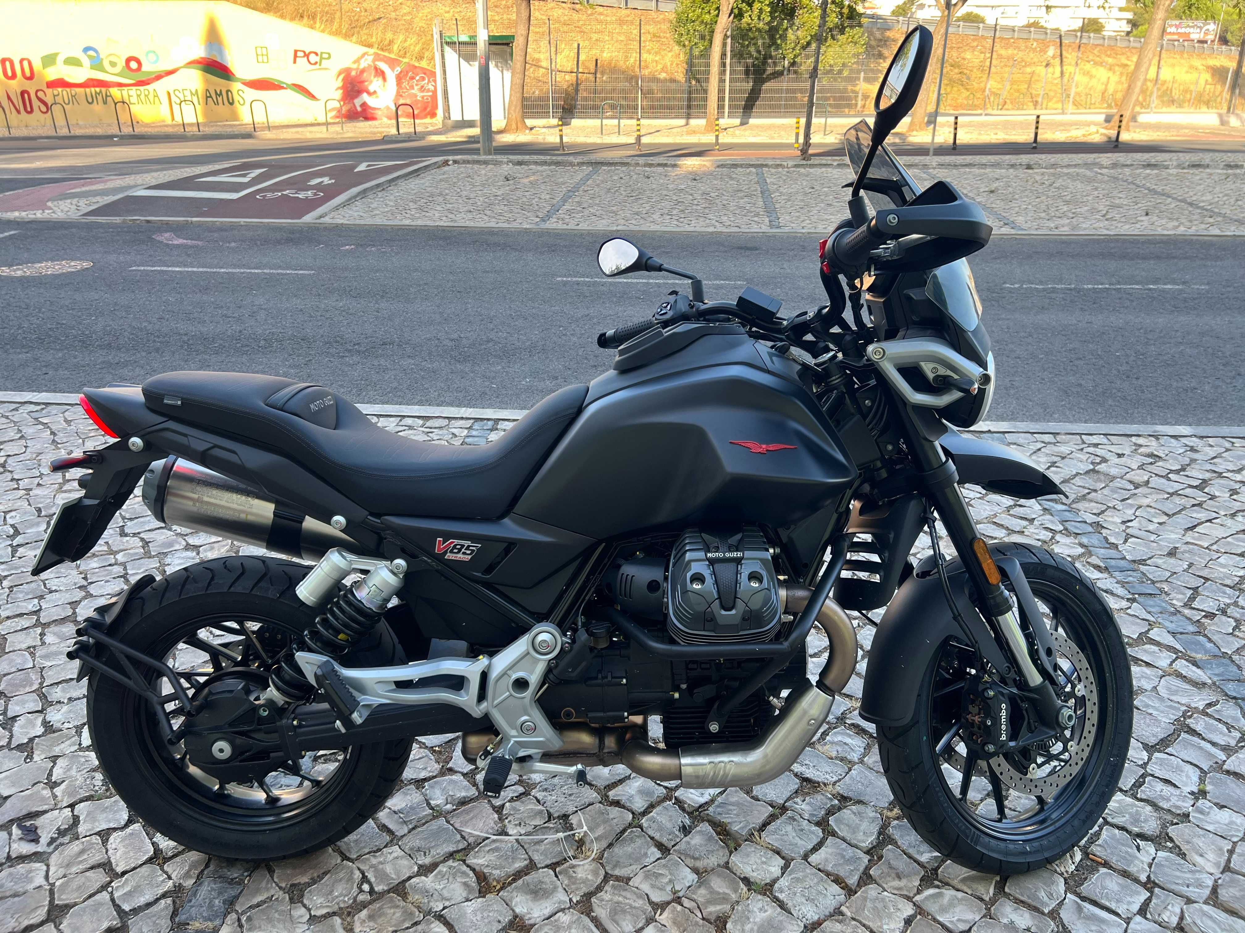 Vendo Moto Guzzi V85 Strada – Como Nova