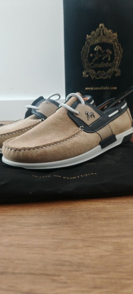 Sapatos cavalinho