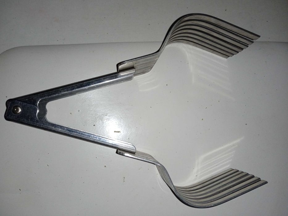 Faqueiro / Antiguidade = Faqueiro com + de 75 anos - Aço Inox