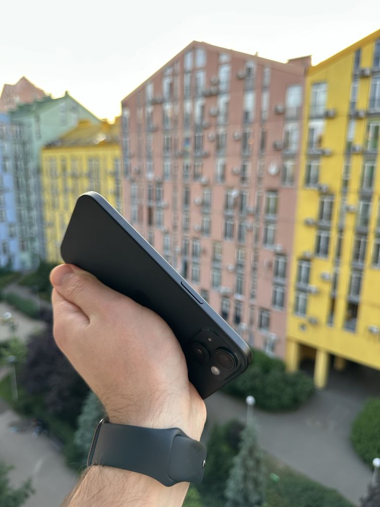 98% Аккум Идеал iPhone 15 128Gb Black Айфон
