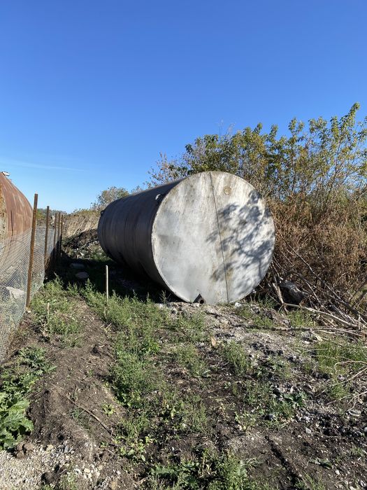 Емкость в хорошем состоянии