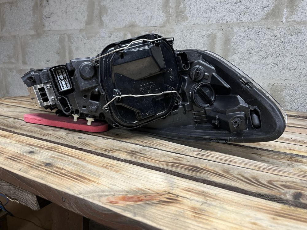 Фара Volvo C30 рестайл 710301255201