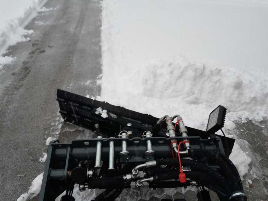 GRATIS PŁUG DO SNIEGU Ładowarka Skid Steer Kompaktowa Jansen KL-200