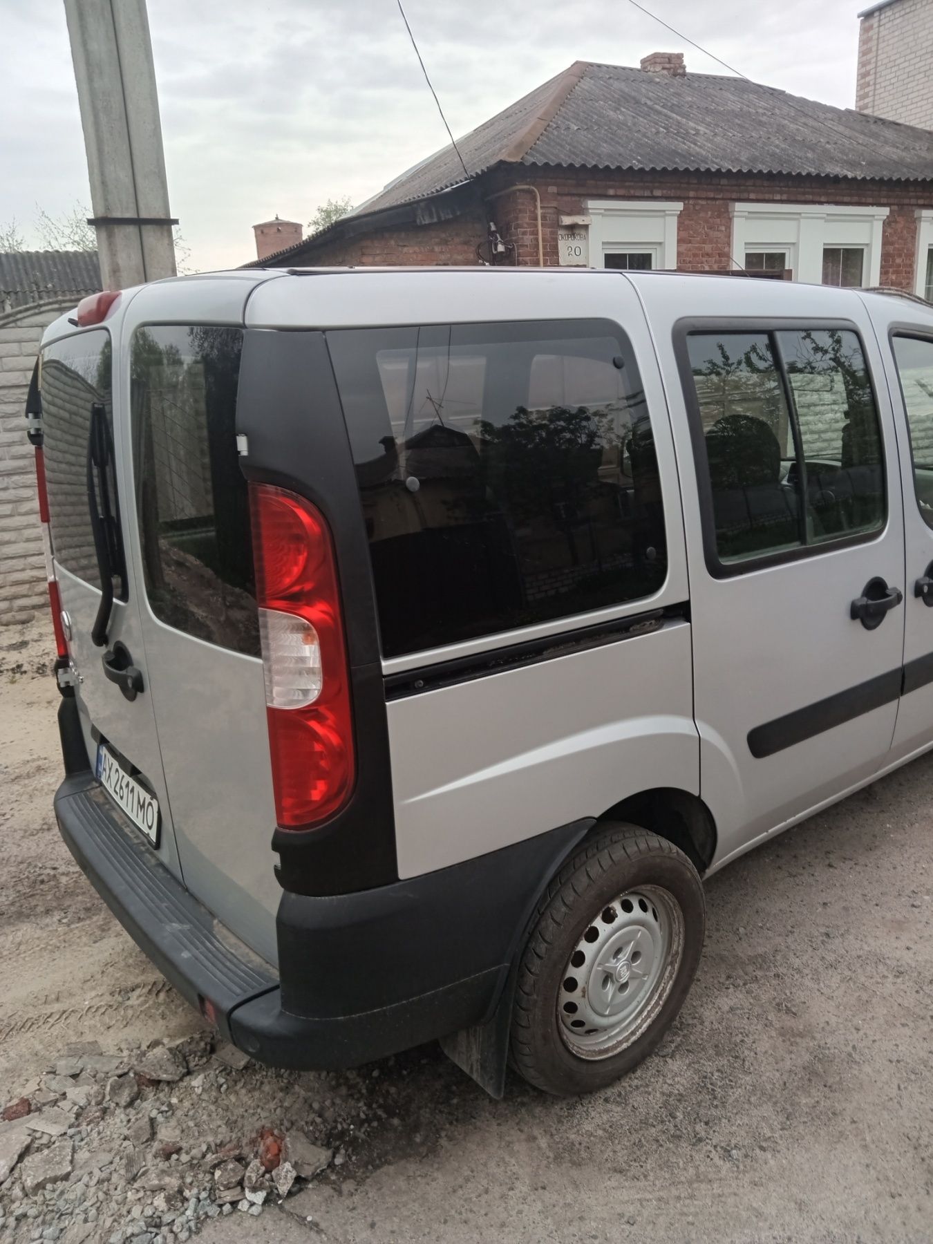 Продам автомобиль Fiat Doblo