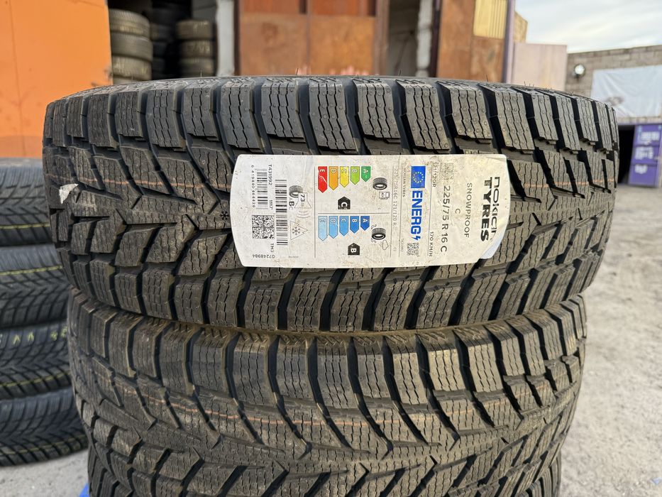 225/75 r16 c Nokian Snowproof C НОВАЯ