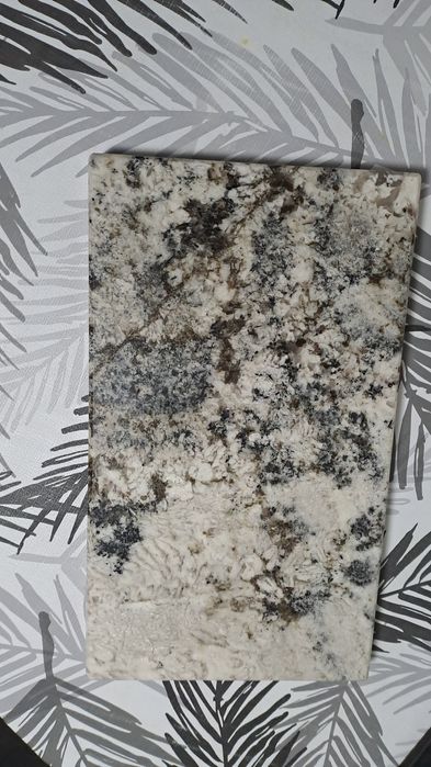 Доска з граніту для кухні