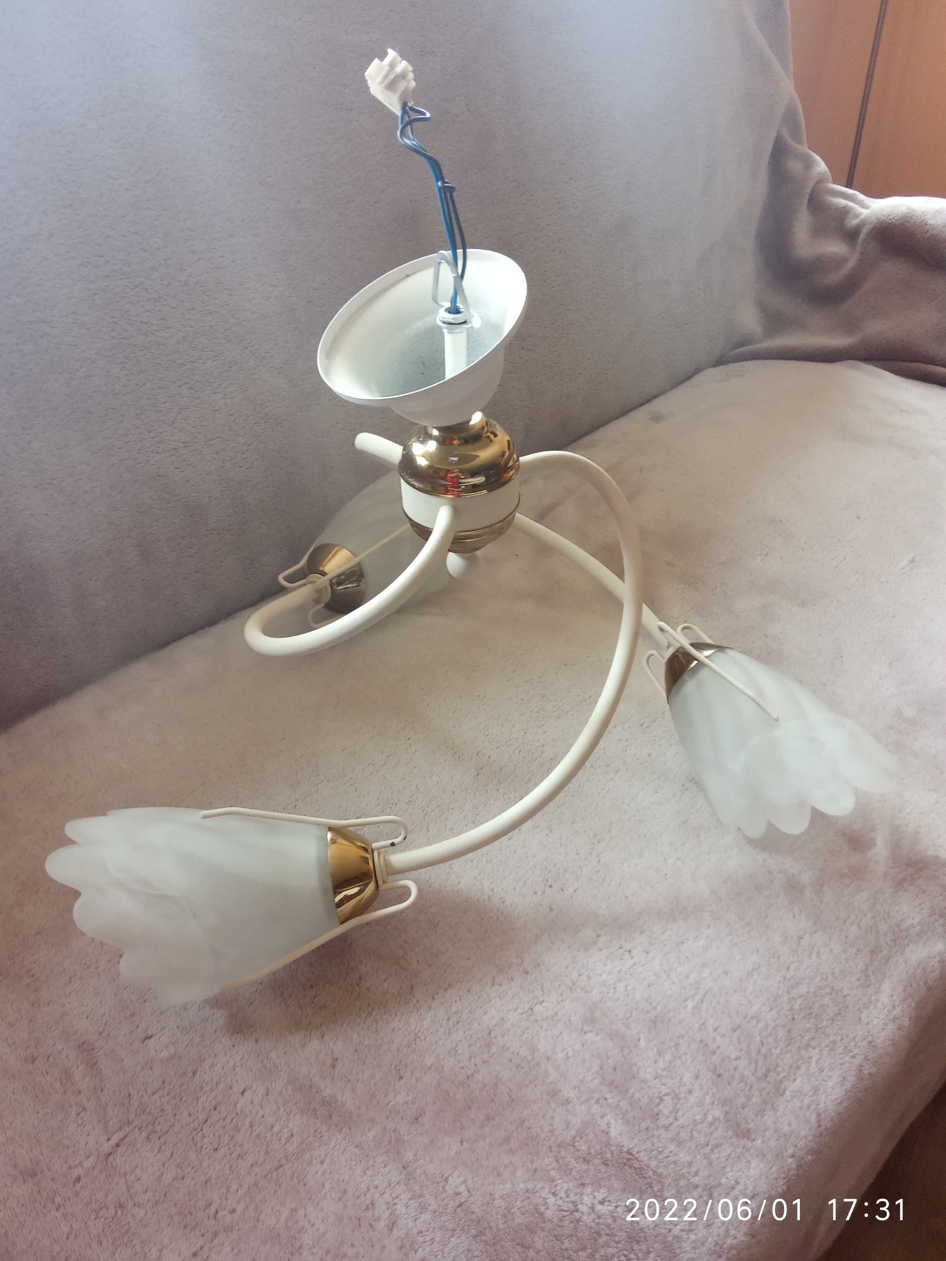 żyrandol lampa wisząca sufitowa biały złoty sprawny na trzy żarówki