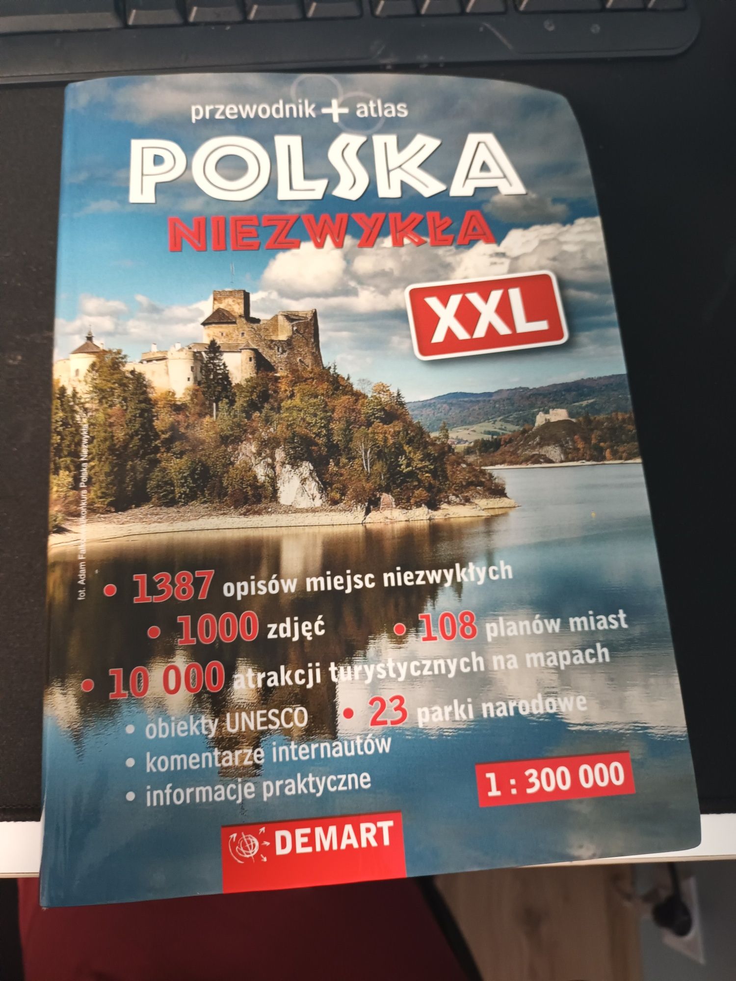 Polska niezwykla przewodnik i atlas