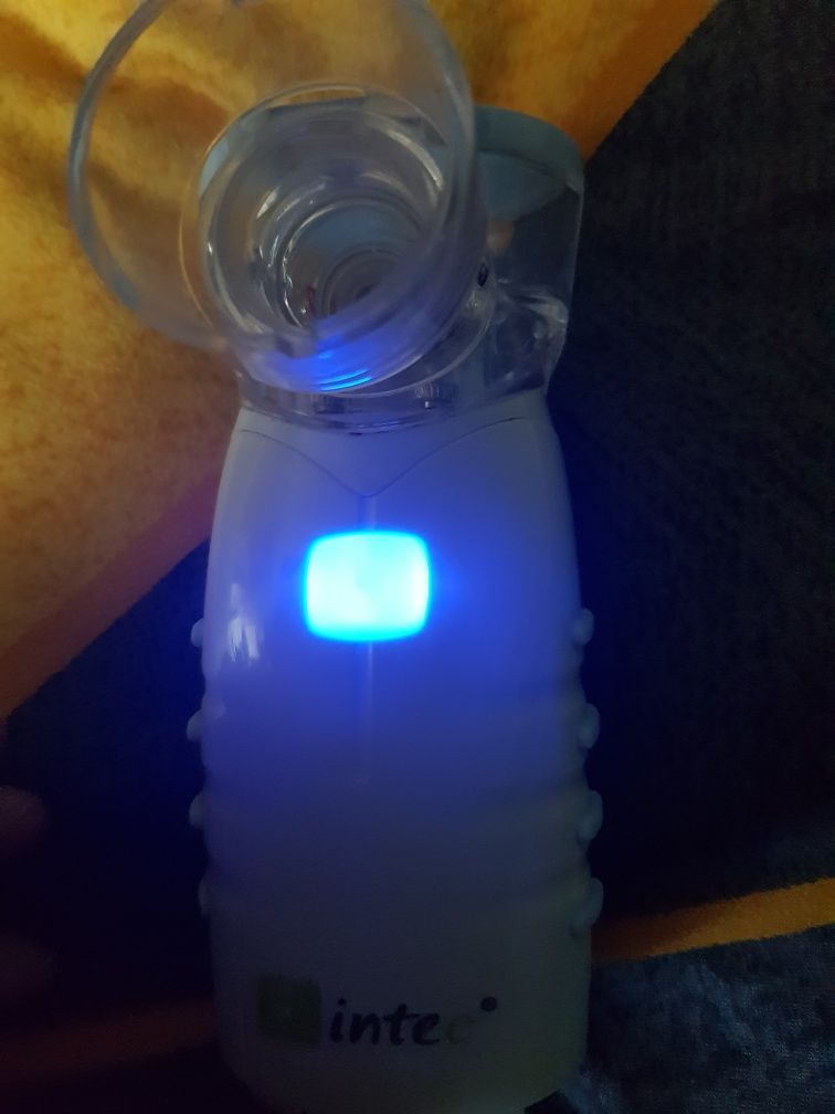 Inhalator firmy Intec
