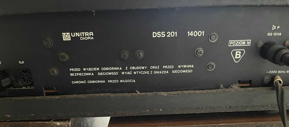 Amplituner z głośnikami UNITRA DIORA Amator 2 DSS 201
