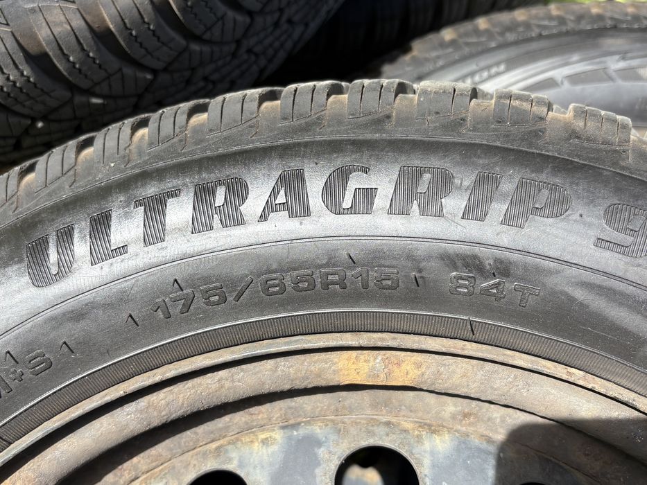 Opony zimowe + felgi stalowe 175/65/15 Goodyear Ultragrip Fiat Punto