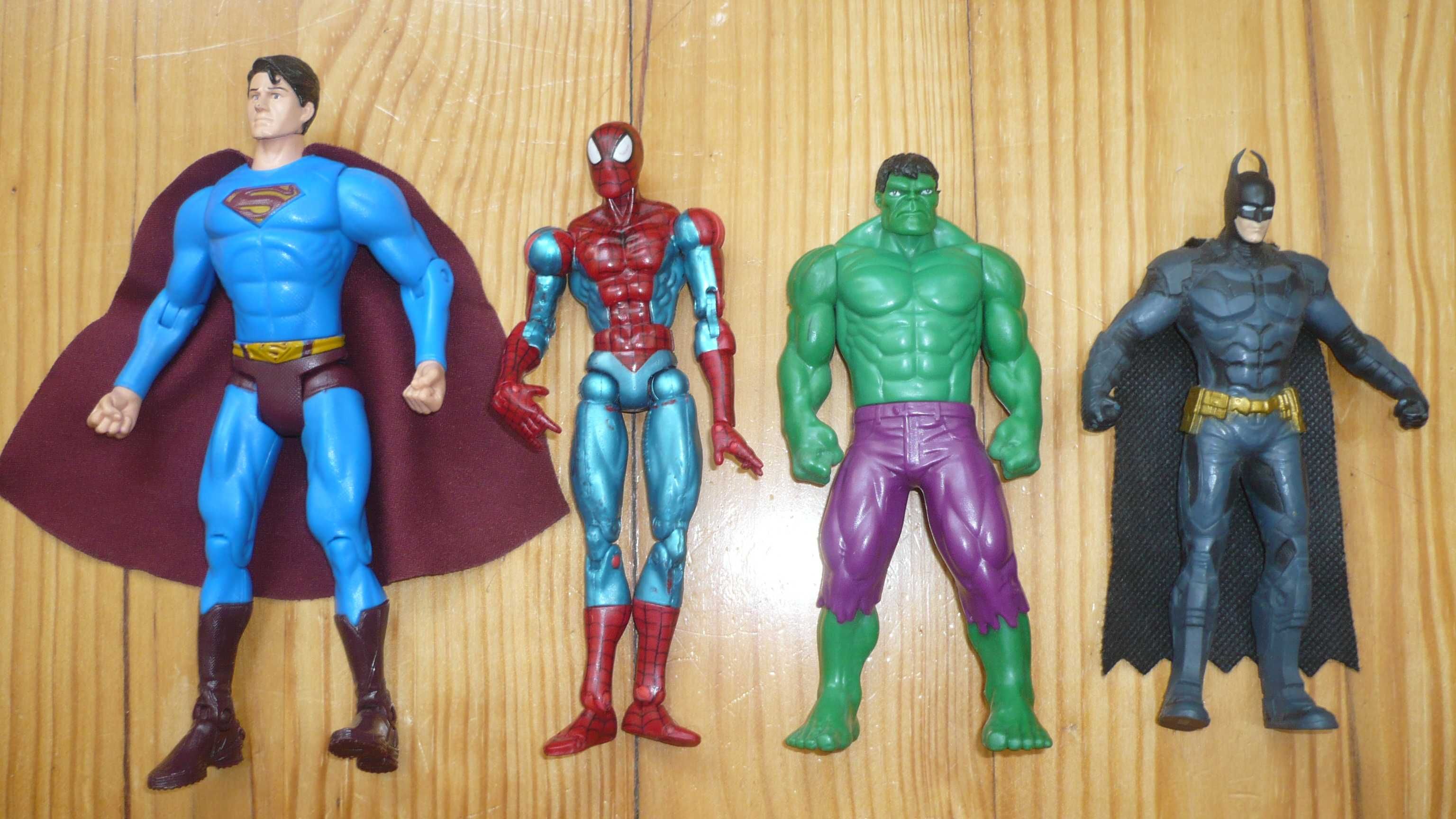 Action Figures - Marvel, DC Comics