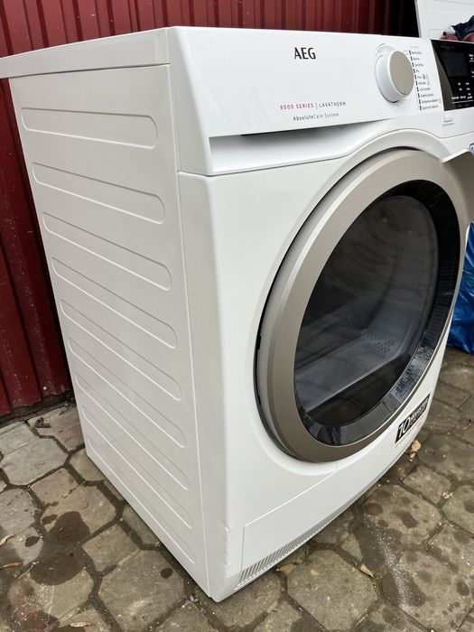 Сушильна машина AEG 8000 Series