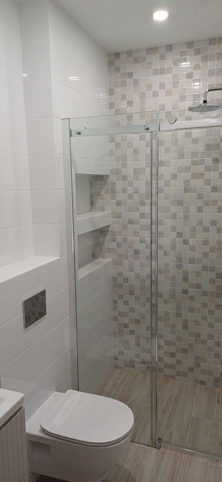 Usługi remontowo- budowlane.