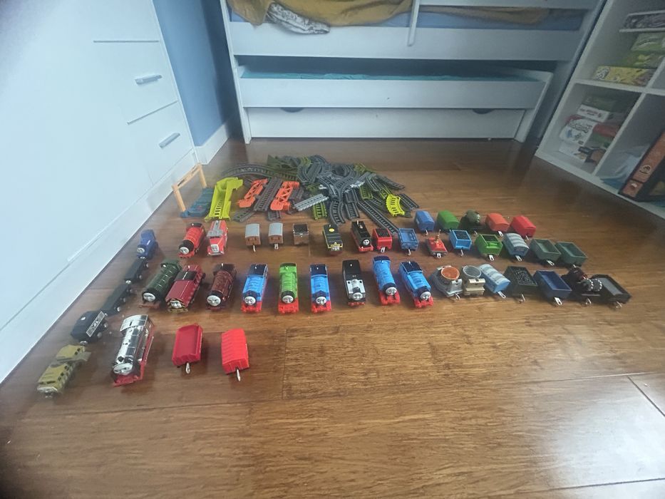 Tomek i przyjaciele (pociagi i tory)