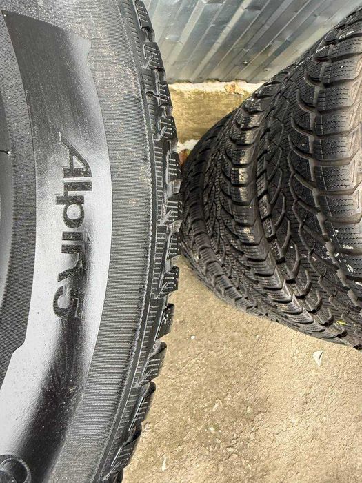 Шини Б/У 215/65 R16 Michelin