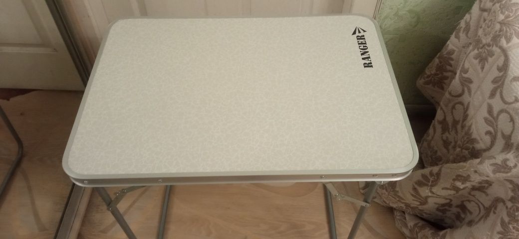Продам раскладной стол р 50×60×70