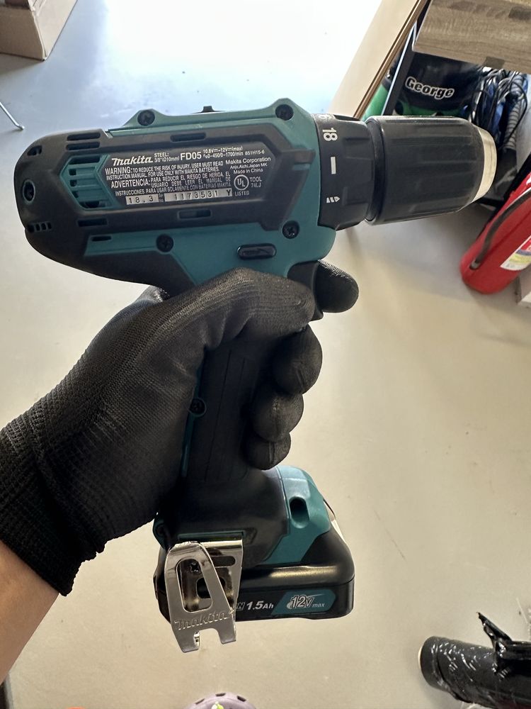 Makita zestaw Wkrętarka + Zakrętarka (dwie baterie + ładowarka)