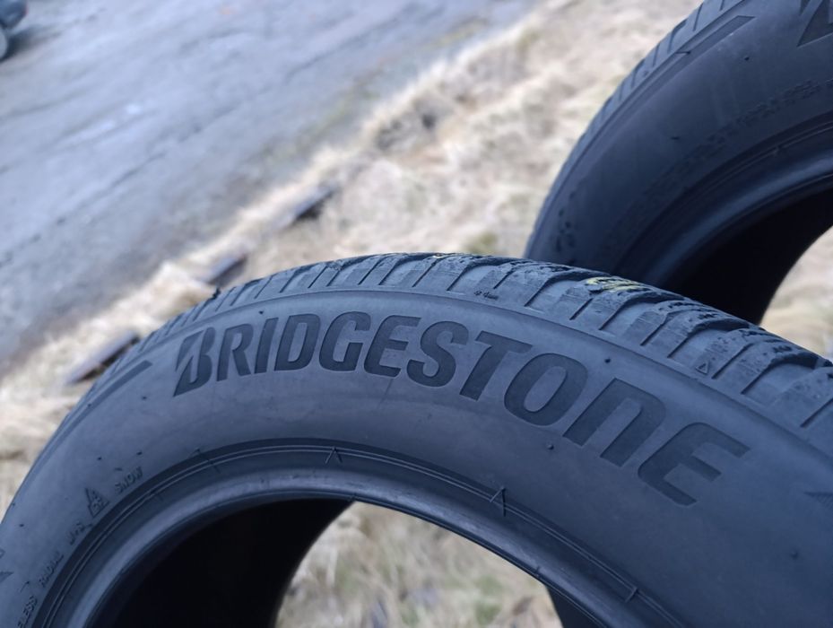 Зимові шини Bridgestone 225/55 R17 резина Р17