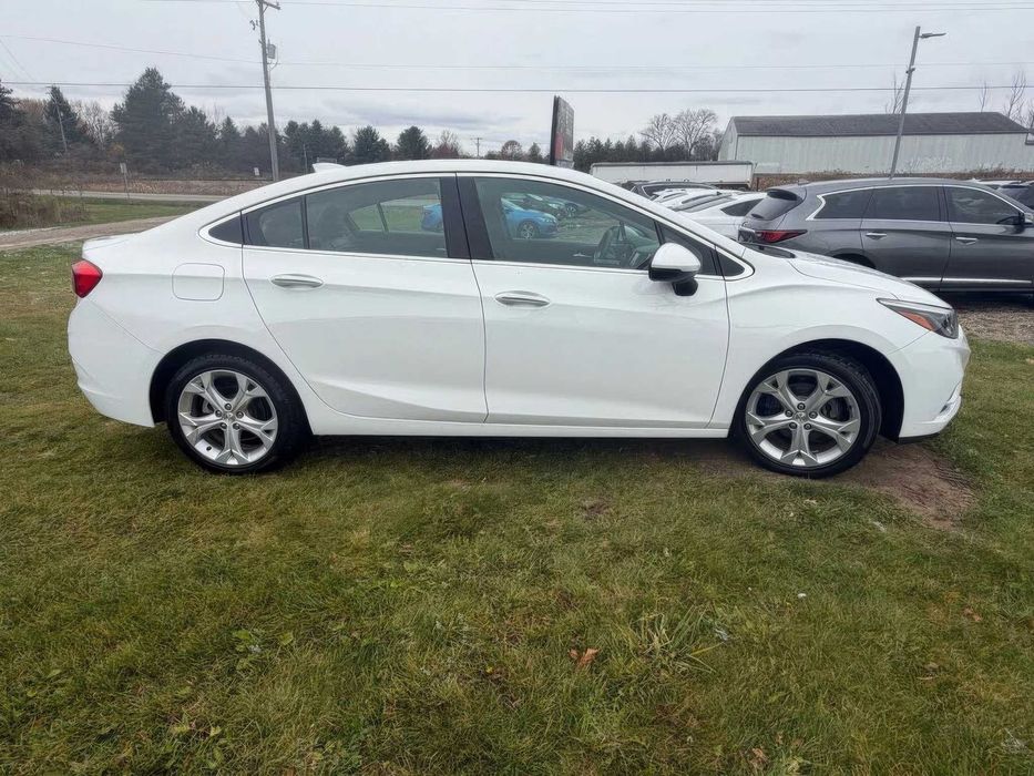 Chevrolet Cruze Premier      2018