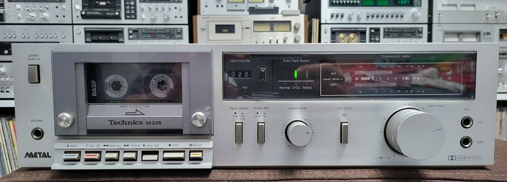 Magnetofon Technics RS-M225