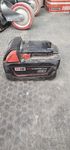 Bateria m18 Milwaukee 3 Ah uszkodzona