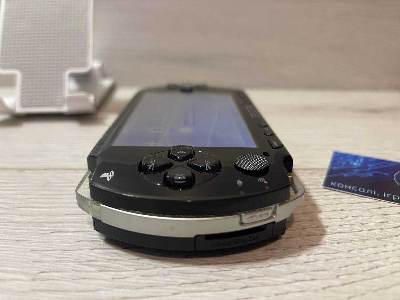 PSP SONY Чорний колір 32GB + 40 Ігор PlayStation Portable ПСП