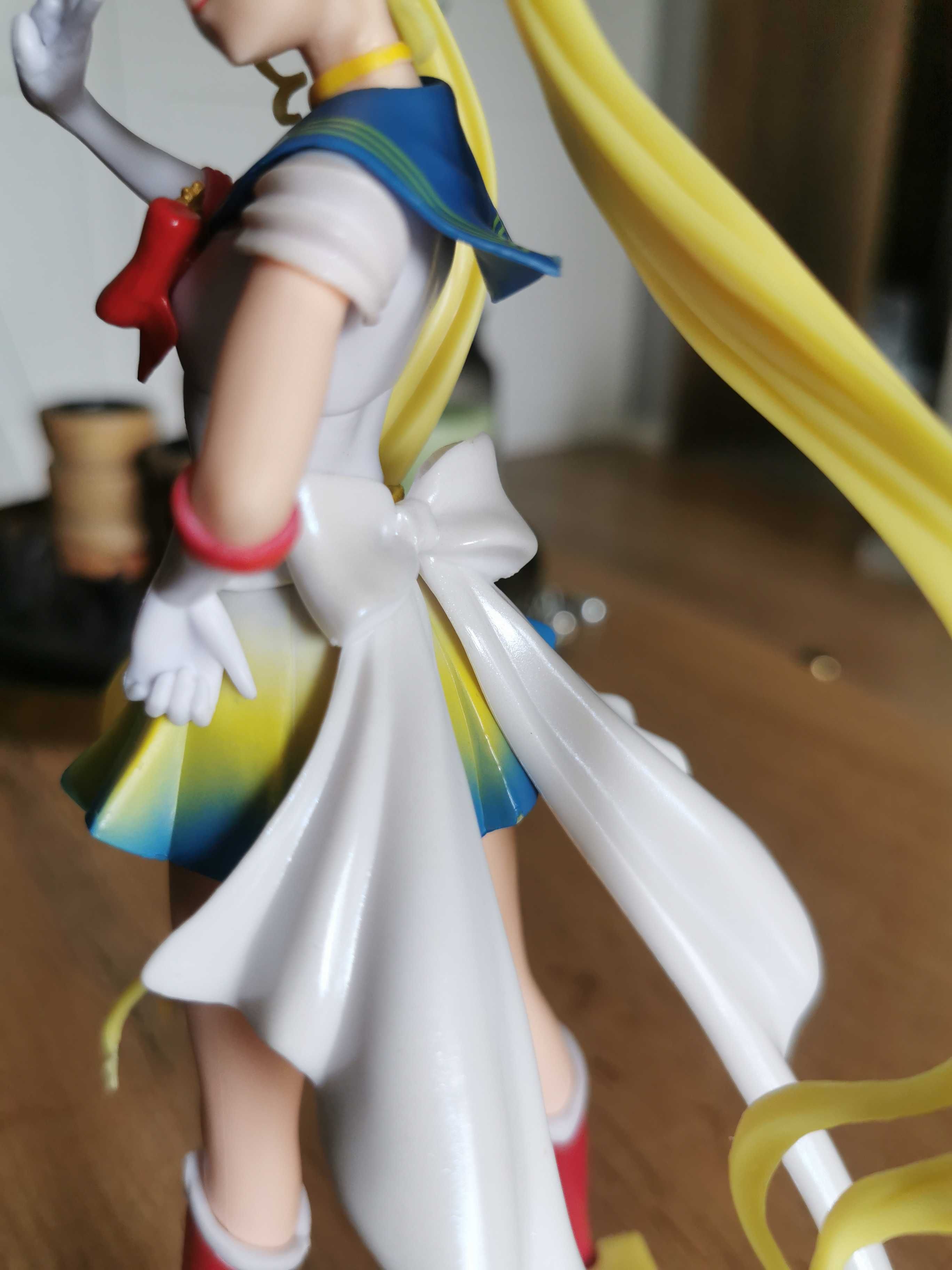 Figurka kolekcjonerska 23 cm sailor moon czarodziejka z księżyca