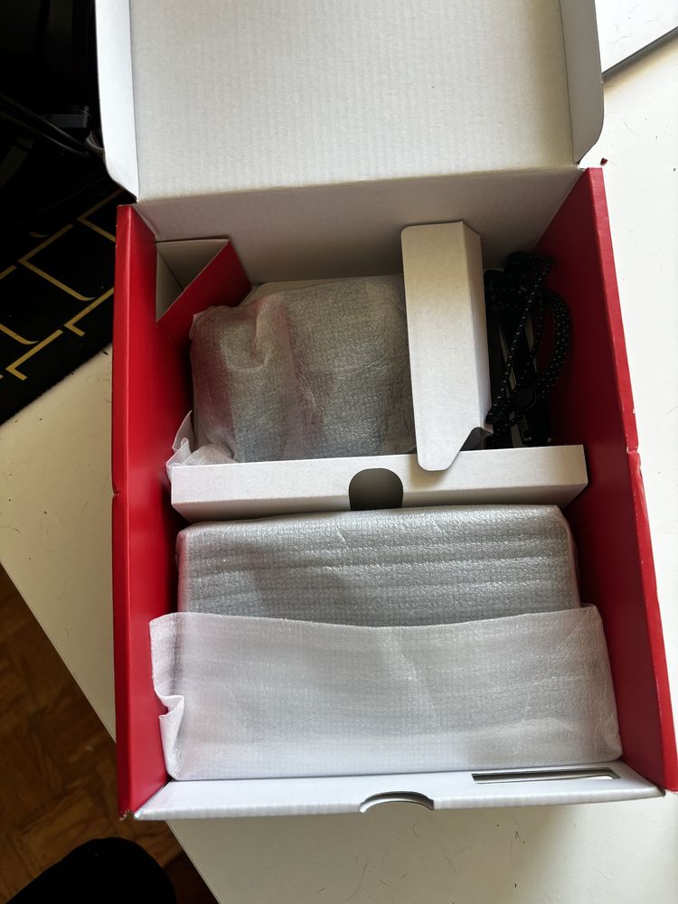 Nintendo Switch Oled 64GB White + Zelda Tears of the Kingdom