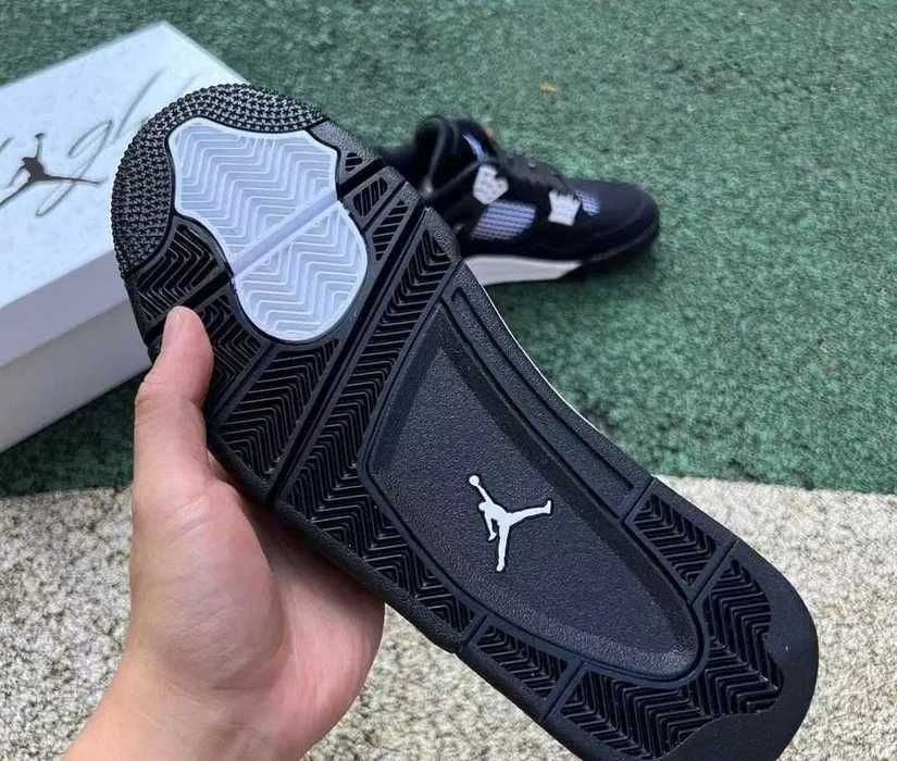 Jordan Air Jordan 4 Retro White Thunder R.40