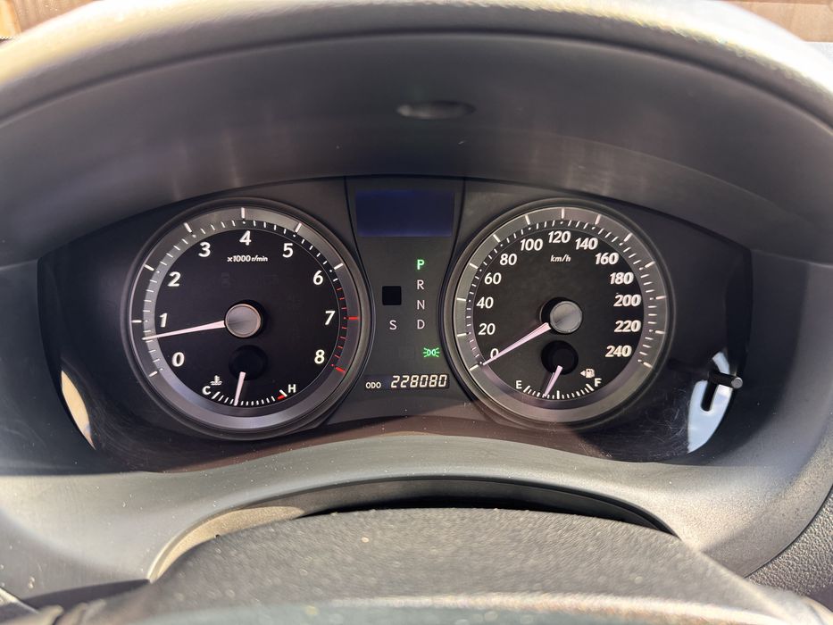 Продам Lexus Es350 2008