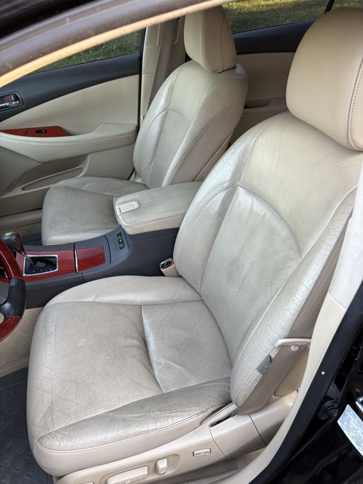 Продам автомобіль Lexus es350