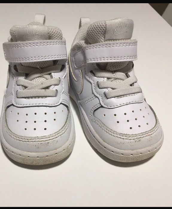 Vendo sapatilhas Nike criança