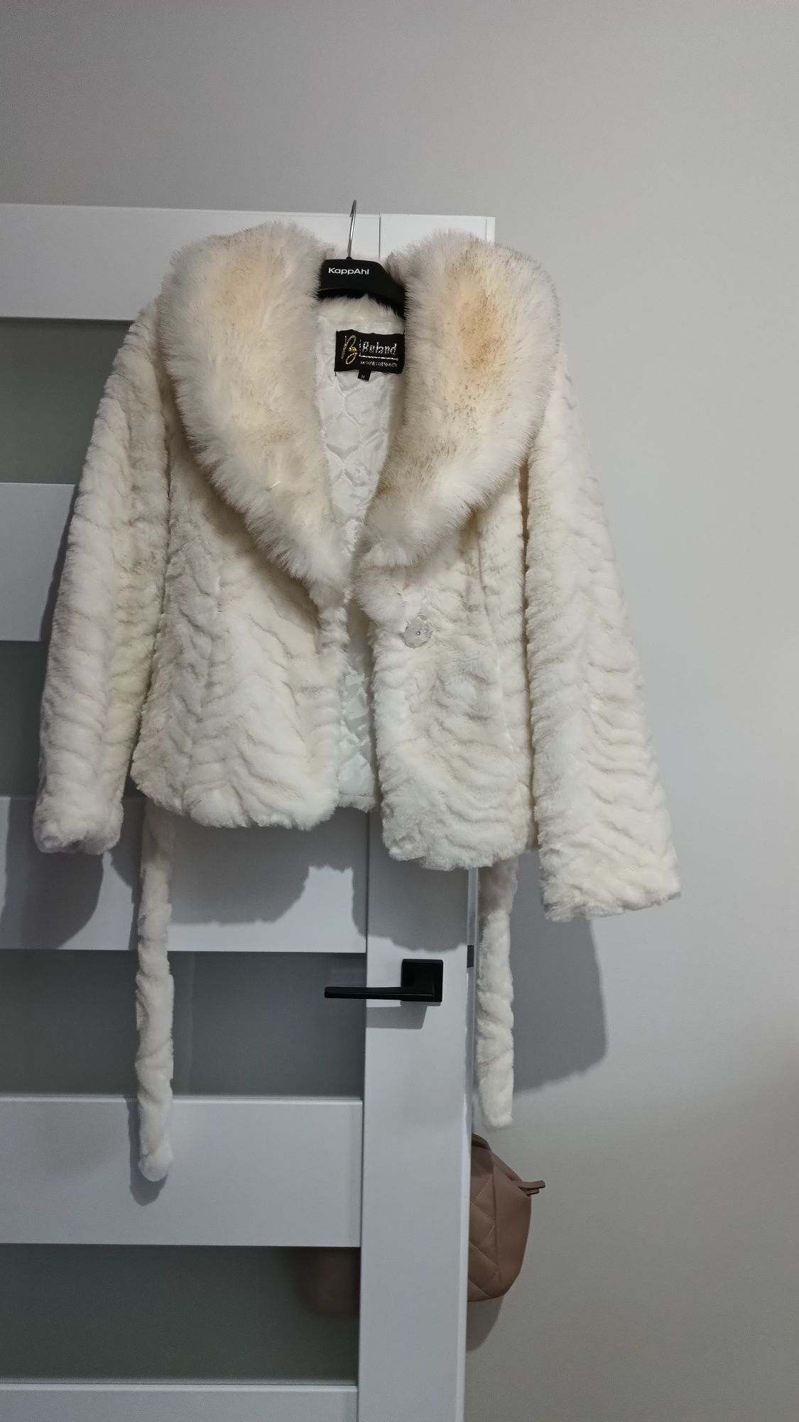 Futerko damskie eleganckie