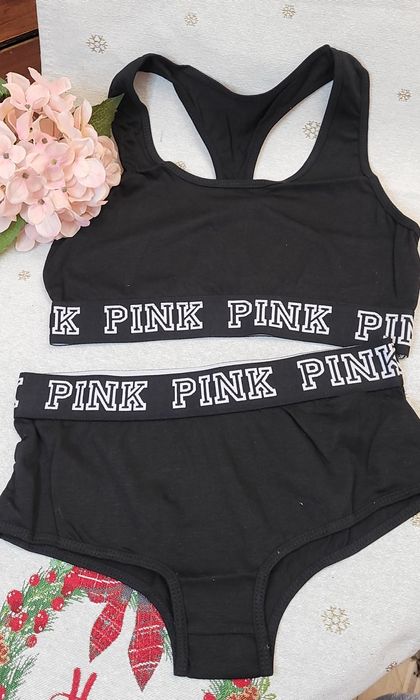 Спортивный женский комплект